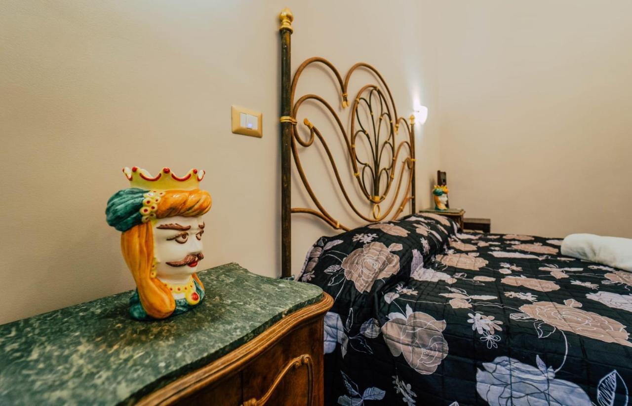 Stanze Etnea 380 Hotel Catánia Buitenkant foto